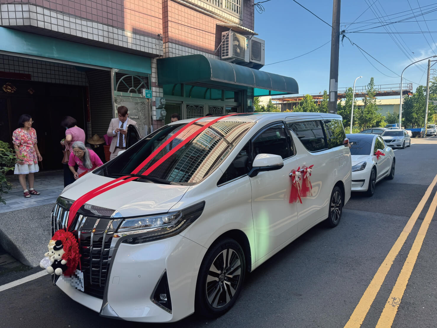 台南新營婚禮時客阿法結婚禮車接送，打造低調奢華的完美儀式的第2張圖片