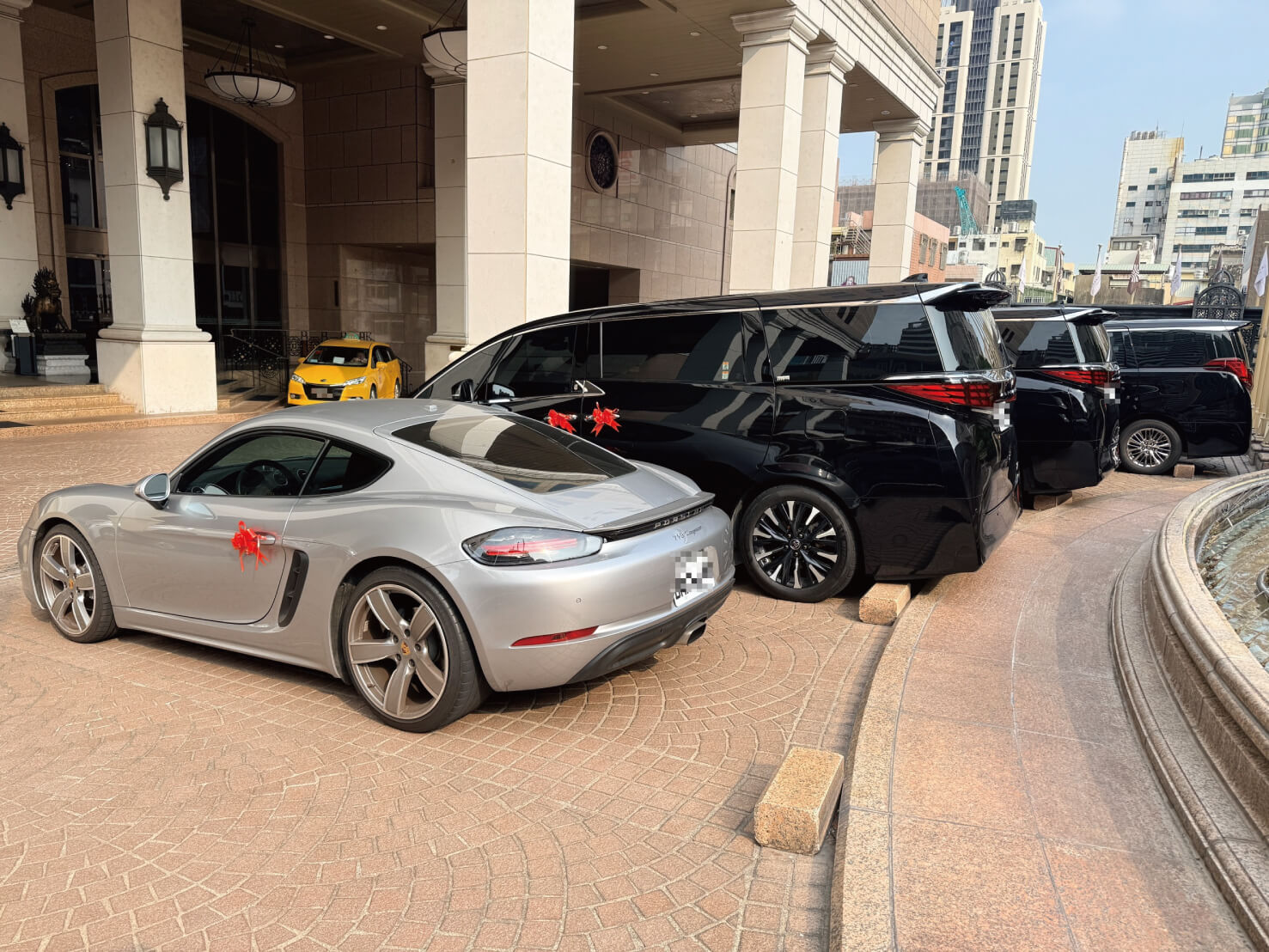 保時捷718領頭，阿法40系壓陣，這場高雄迎娶把高級感拉到剛剛好的第2張圖片